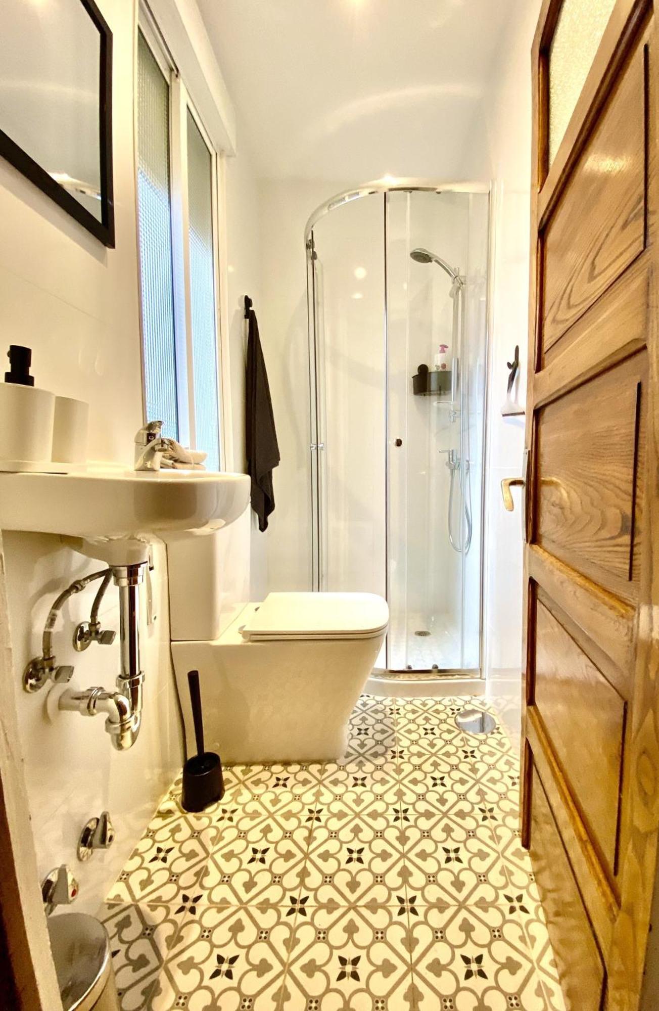 Amplio Apartamento Con Dos Patios 기욘 외부 사진