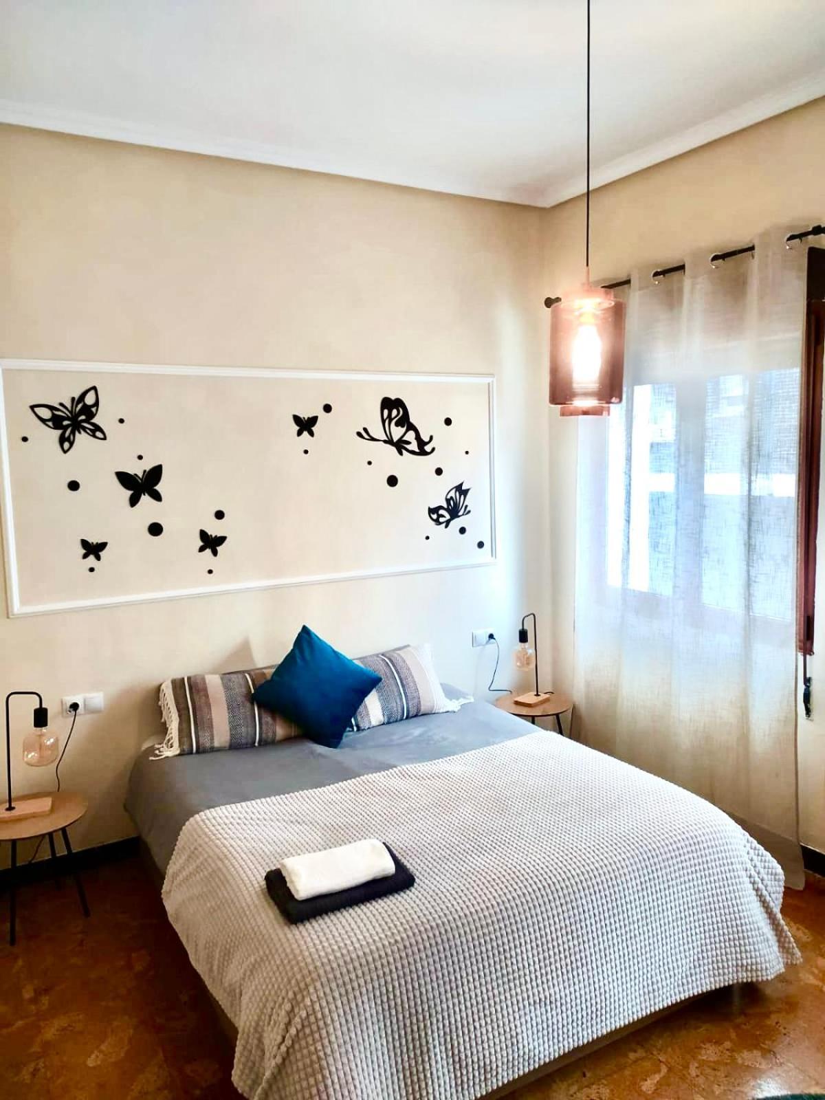 Amplio Apartamento Con Dos Patios 기욘 외부 사진